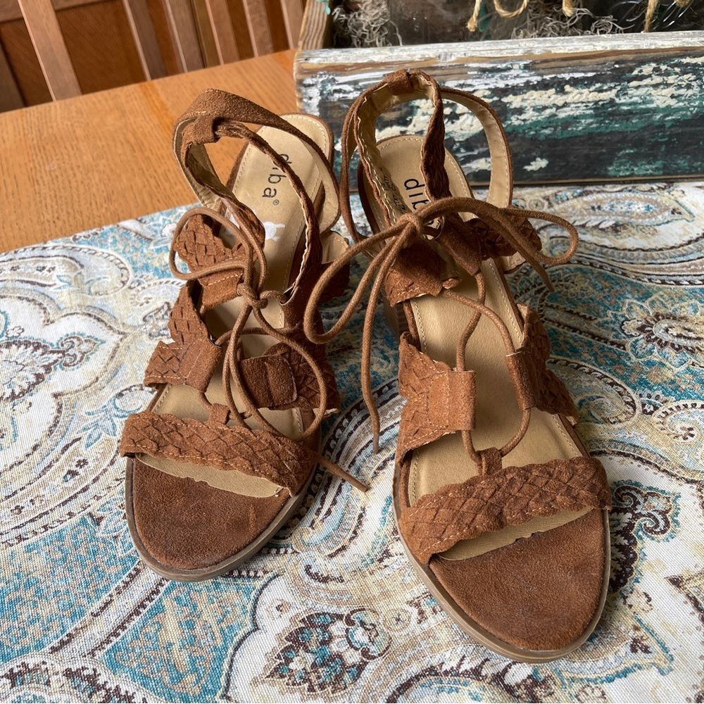 Diba Brown Strappy Gladiator Sandals Braided and Laced with a Block Stacked Heel